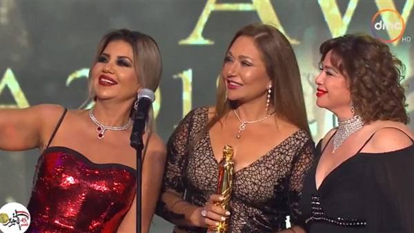 إلهام شاهين وليلي