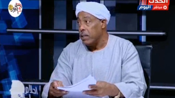 متضرر من أزمة أرض