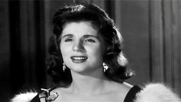 الفنانة صباح