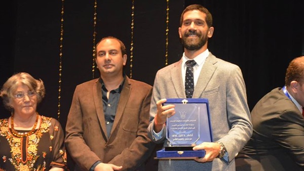 الفنان احمد مجدي