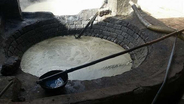 عسل أسود