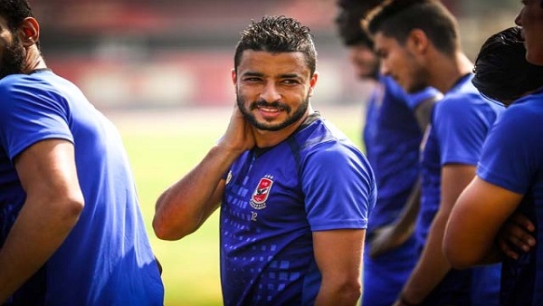 باسم علي لاعب الأهلي