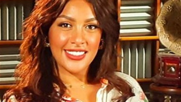 الفنانة نرمين ماهر