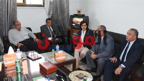 وزير الزراعة يفتتح