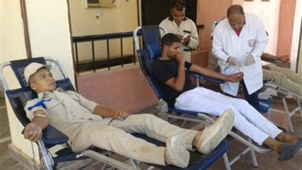 تبرع رجال أمن الأقصر