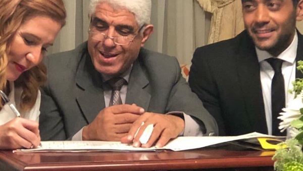 زواج أحمد فلوكس