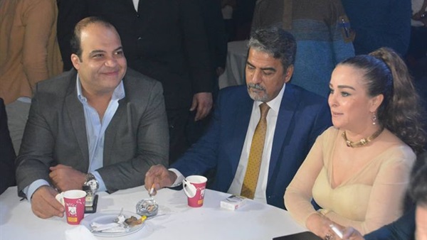 حمال عبد الناصر وشريف