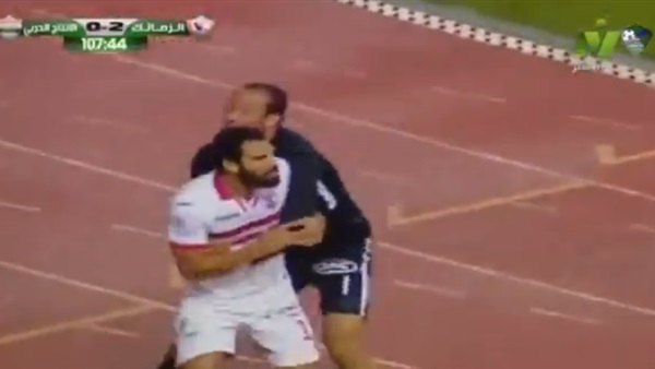 محمود عبدالعزيز