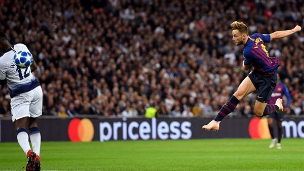 نجم برشلونة إيفان