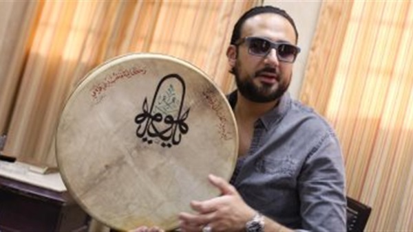 احد اعضاء فرقة ابن