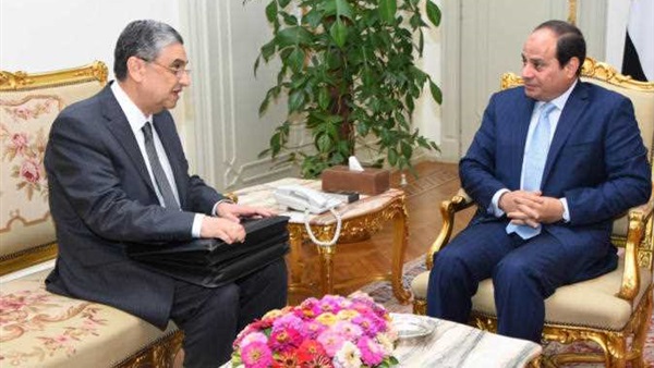 الرئيس السيسي ووزير