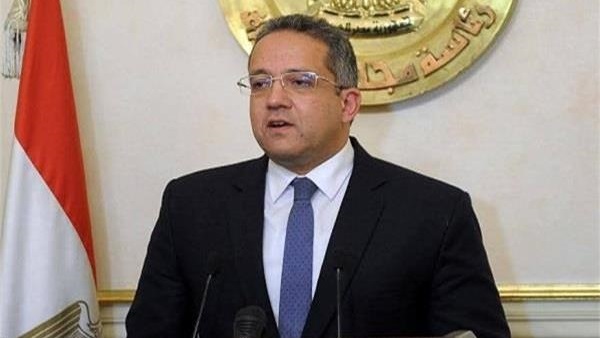 وزير الاثار