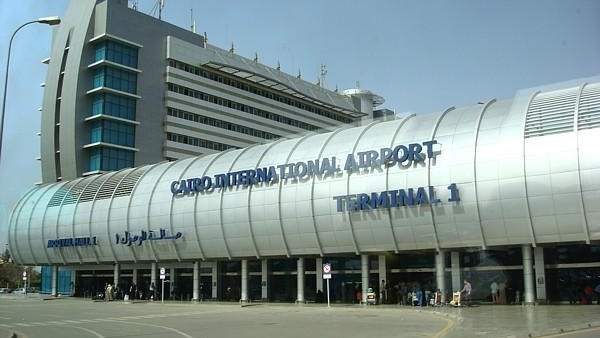 مطار القاهرة