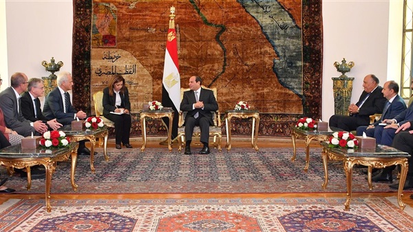 الرئيس السيسي ووفد