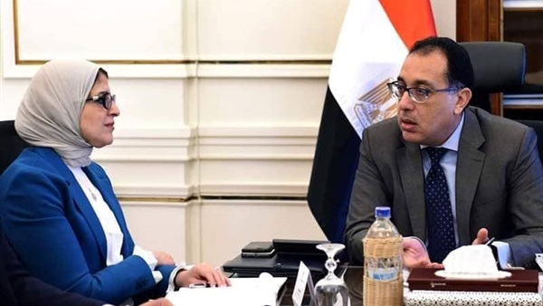رئيس الوزراء يجتمع