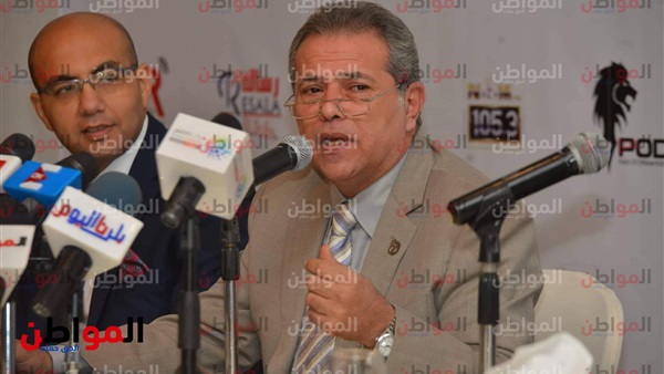 الإعلامي توفيق عكاشة