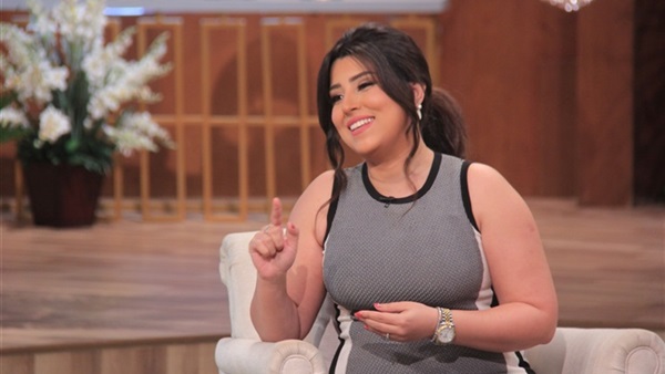 الفنانة ايتن عامر