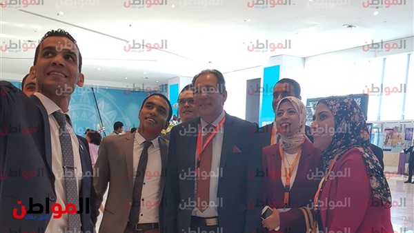 المشاركون في منتدى