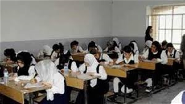 مدرس يتحرش بطالبة