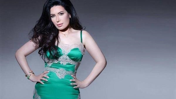 الفنانة عبير صبري