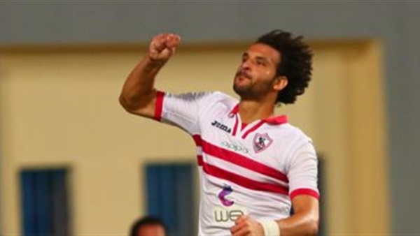 محمود علاء مدافع