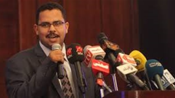 أشرف رشاد رئيس حزب