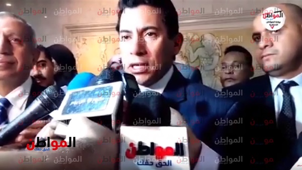 وزير الشباب والرياضة