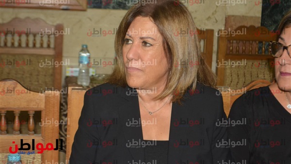 منى عبدالناصر في