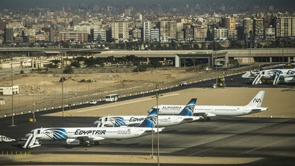 مطار القاهرة