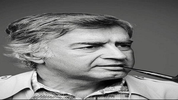 مصطفى العقاد