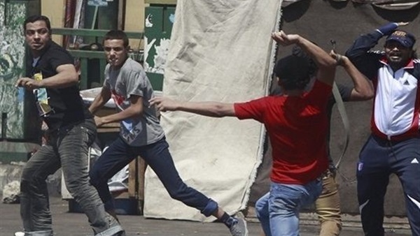 مشاجرة بـالحجارة
