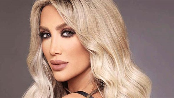 الفنانة مايا دياب