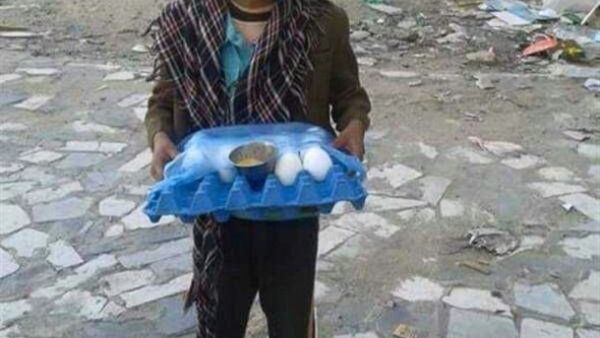 الطفل اليمنى