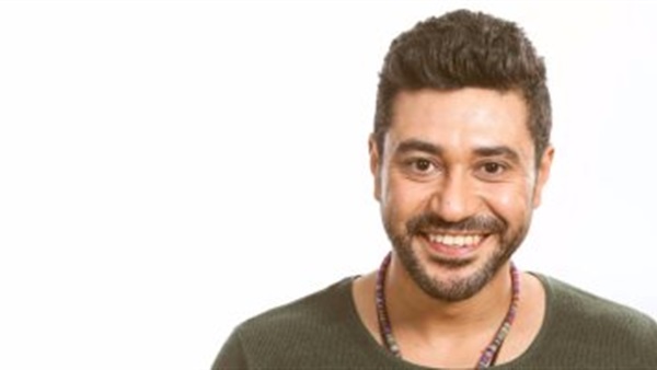 الفنان محمد عز