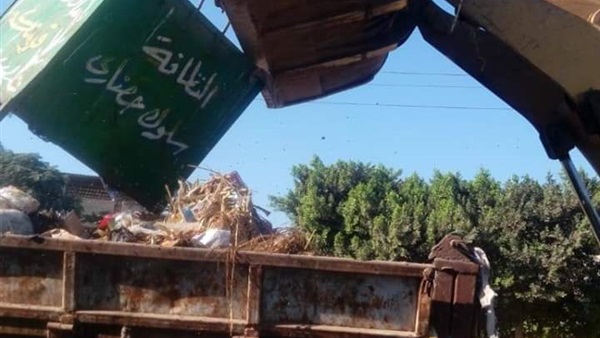 أهالي قرية مستناد