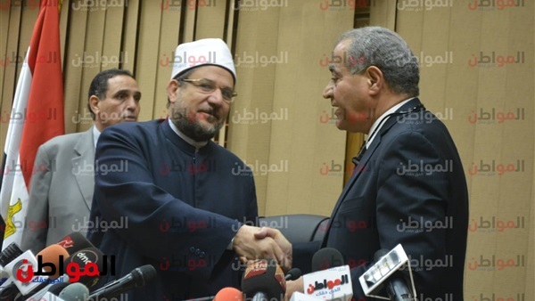 وزير التموين ووزير
