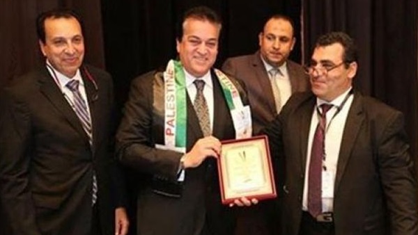 الملتقى العربي لخريجي