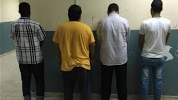 القبض على 4 اشخاص