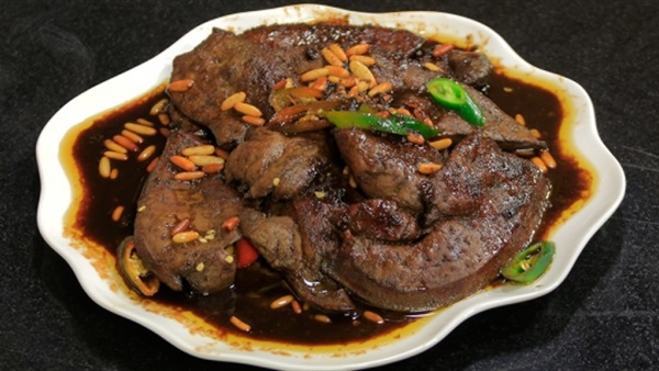 طريقة عمل كبدة بدبس