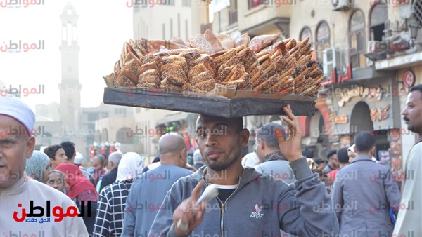 الباعة الجائلين باحتفالية