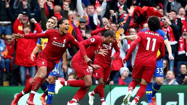 فان دايك ولاعبي ليفربول