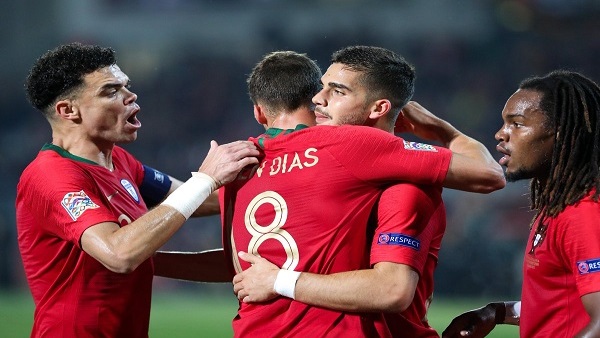 البرتغال