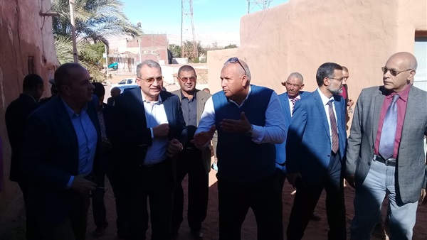 محافظ الوادي الجديد