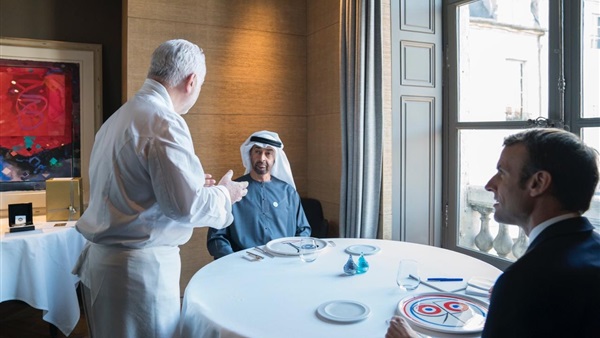 محمد بن زايد وماكرون