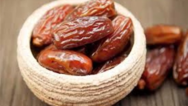 6 فوائد لتناول التمر