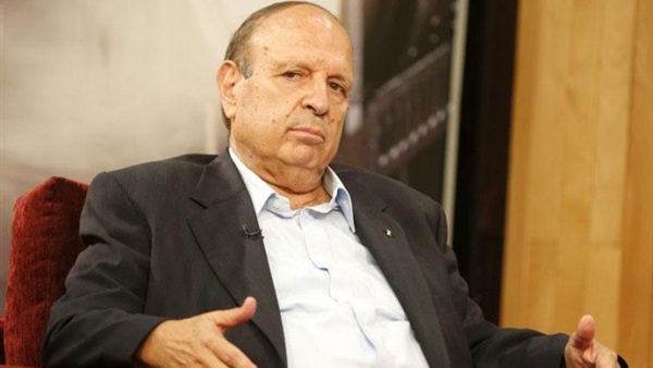 عدنان الحسيني عضو