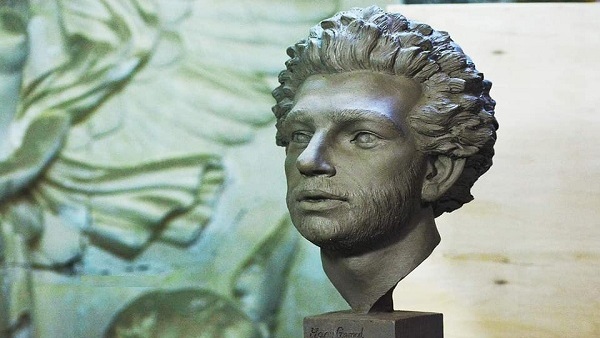 تمثال محمد صلاح