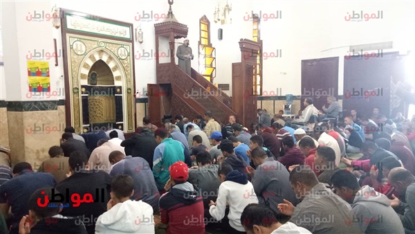 أهالي مدينة نصر يؤدون