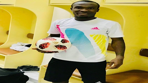 جون أنطوي - لاعب