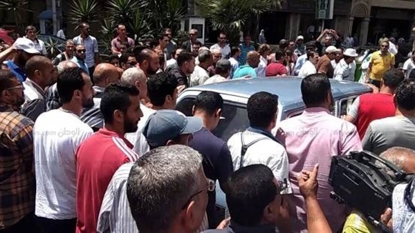 جنازة الفنان عادل